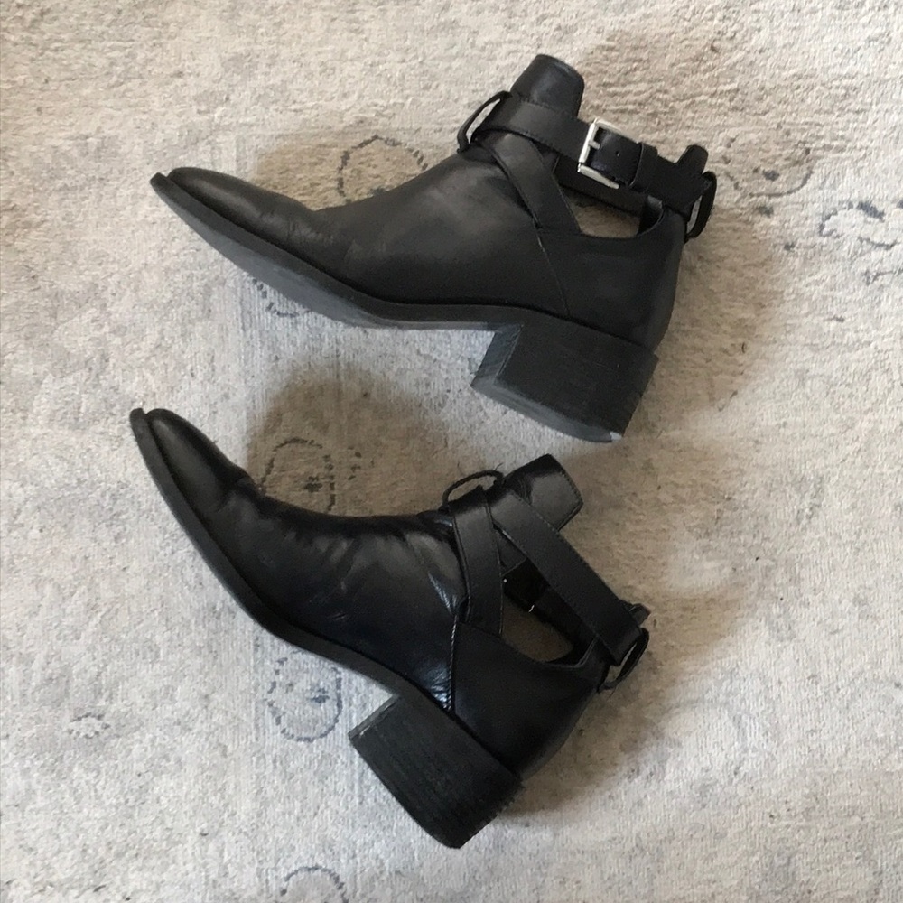 & Other Stories Black leather boots in size 8/38